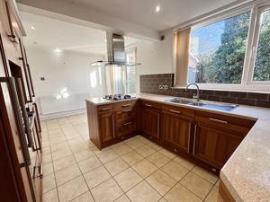 Open Plan Dining Kitchen- click for photo gallery